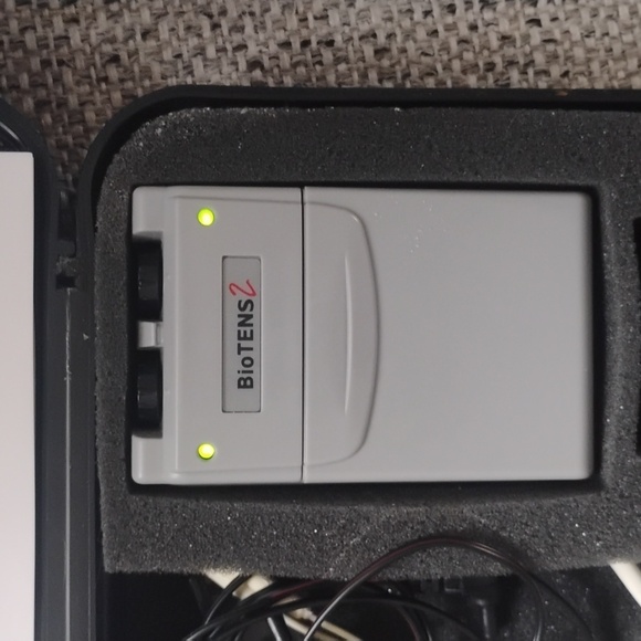 iReliev Therapeutic Wearable System and Bio Tens 2 - Picture 4 of 5